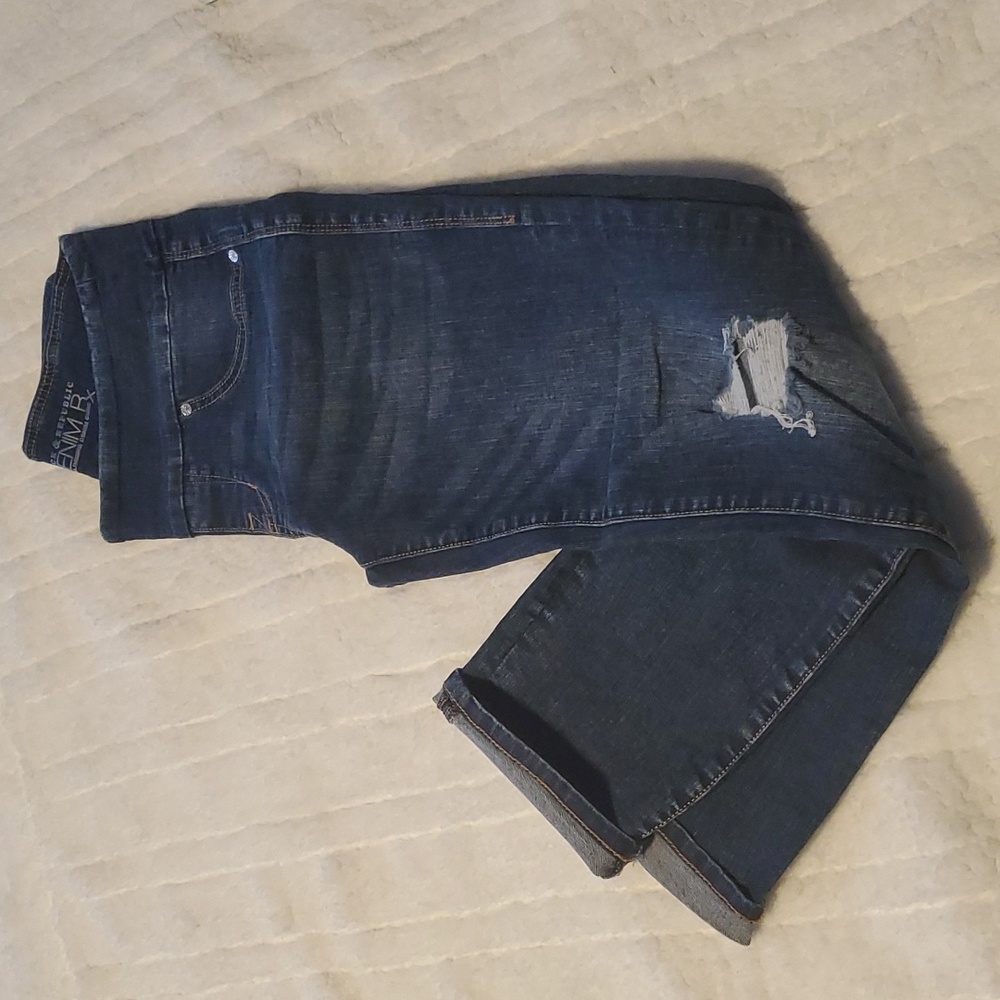 Rock and Republic Denim, stretch waist, stretch throughout jean